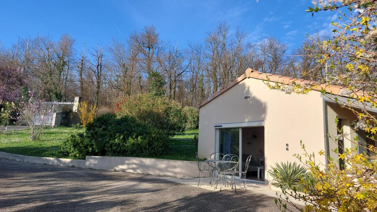 Villa Le Prieure La Motte-de-Galaure Exterior foto